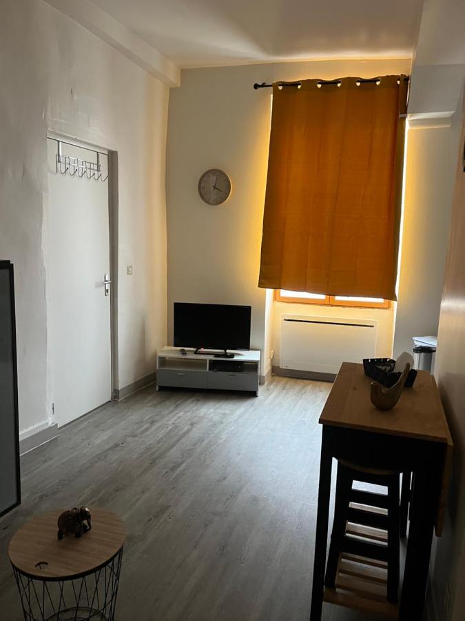 Chablis : Studio En Plein Centre Ville Exteriör bild