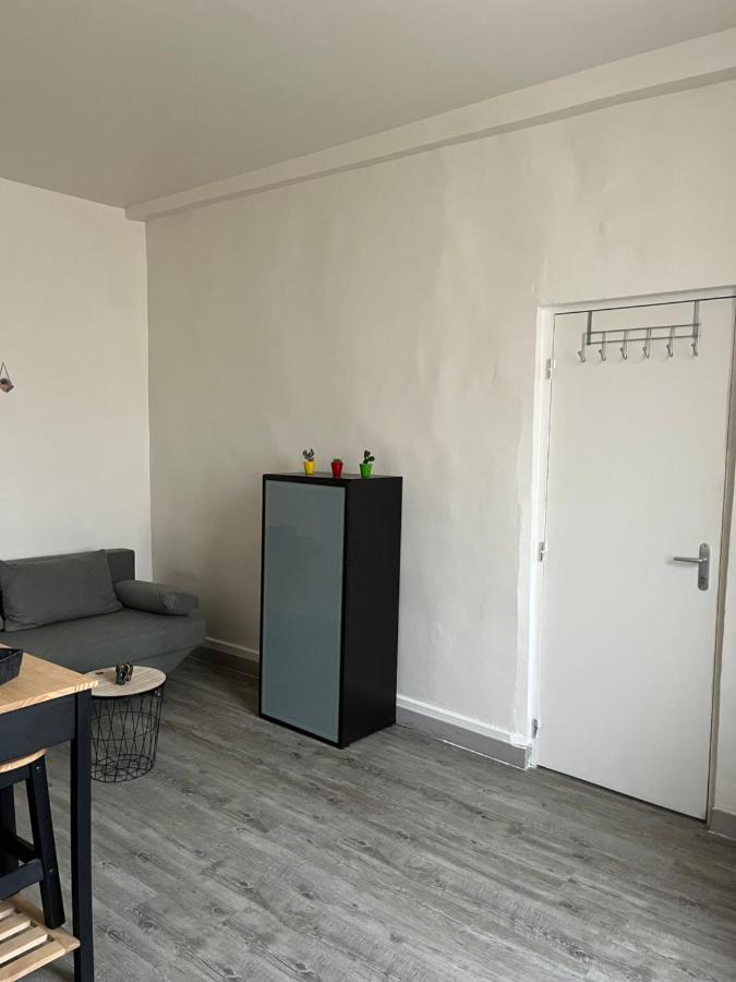 Chablis : Studio En Plein Centre Ville Exteriör bild
