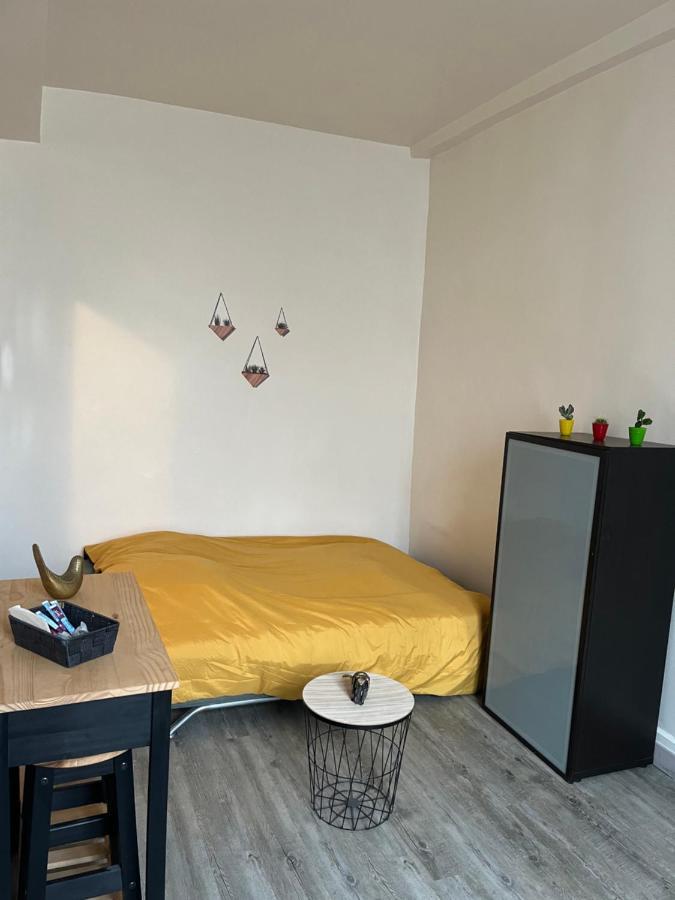 Chablis : Studio En Plein Centre Ville Exteriör bild